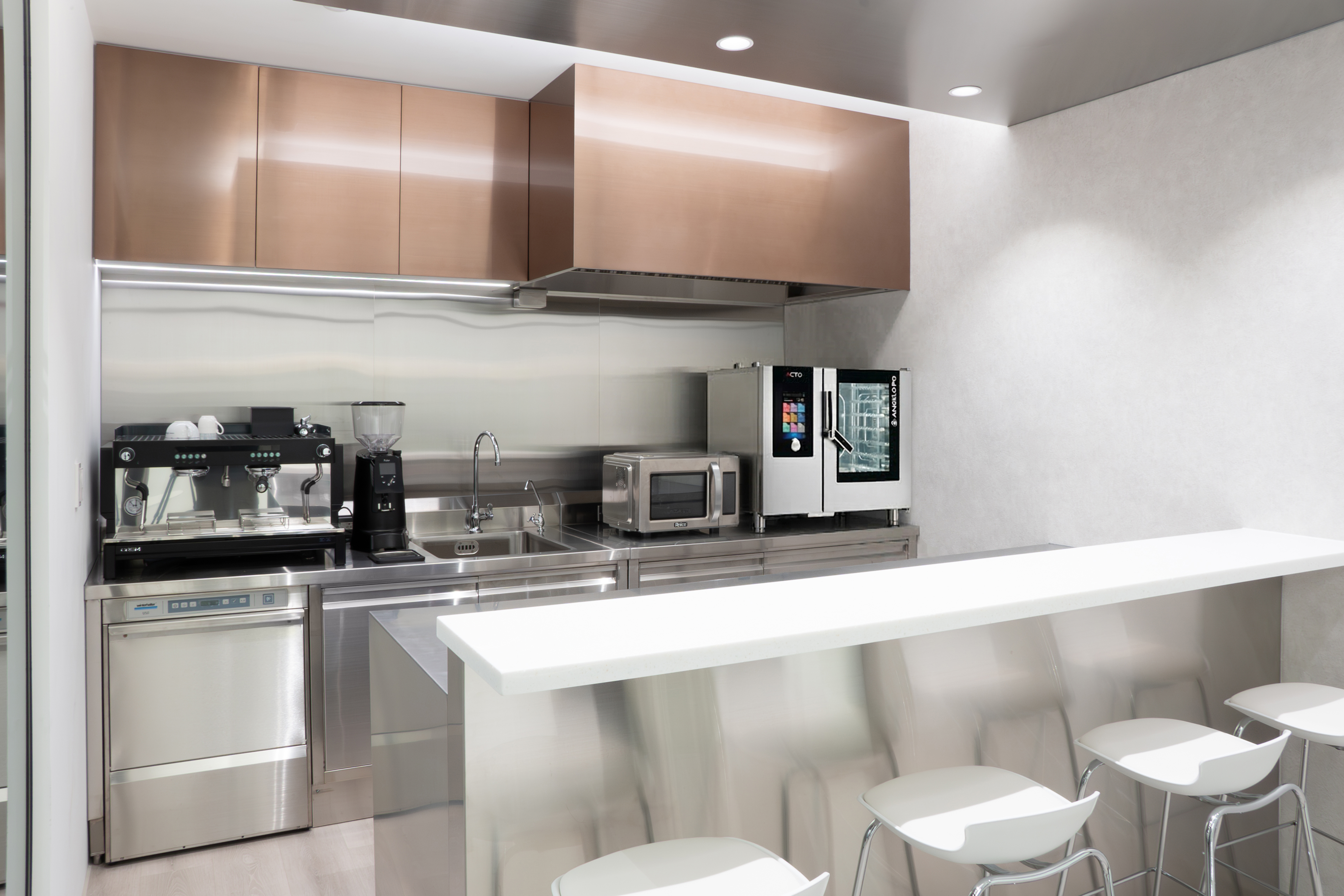 均泓國際實業&泰誠資訊 均泓國際實業&泰誠資訊